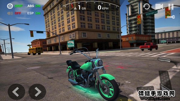 城市暴走摩托车